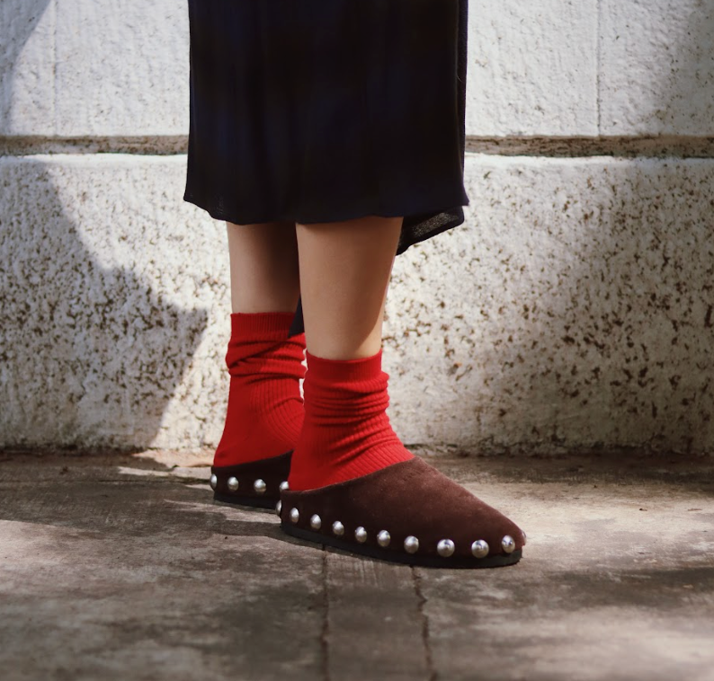 PENNY BROWN CLOGS